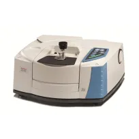 ИК-Фурье спектрометр, 7800-350 см⁻¹, возможность расширения диапазона до 11000-375 см⁻¹ , разрешение 0,25 см⁻¹, Nicolet iS20